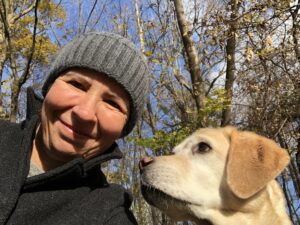 Der Hund hat nicht mit dem Schweif gewedelt